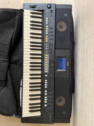 TECLADO YAMAHA PSR S650