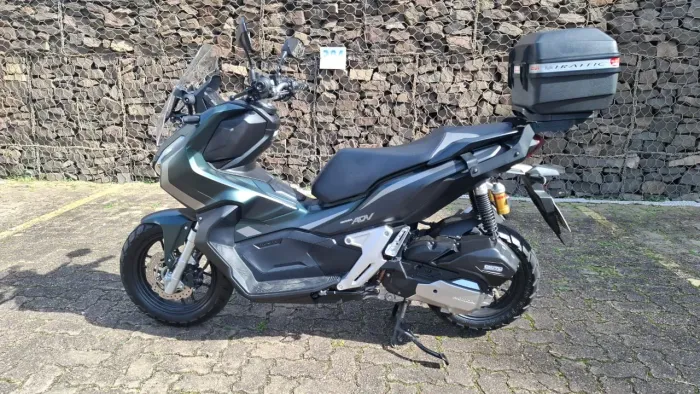 Honda ADV 2023 verde 
