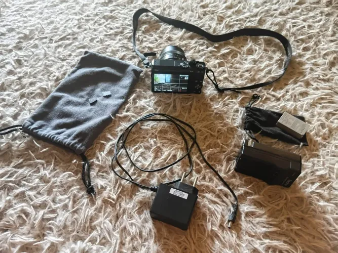 Câmera Nikon Profissional Wi-Fi + 2 Baterias + 2 Cartões 4GB