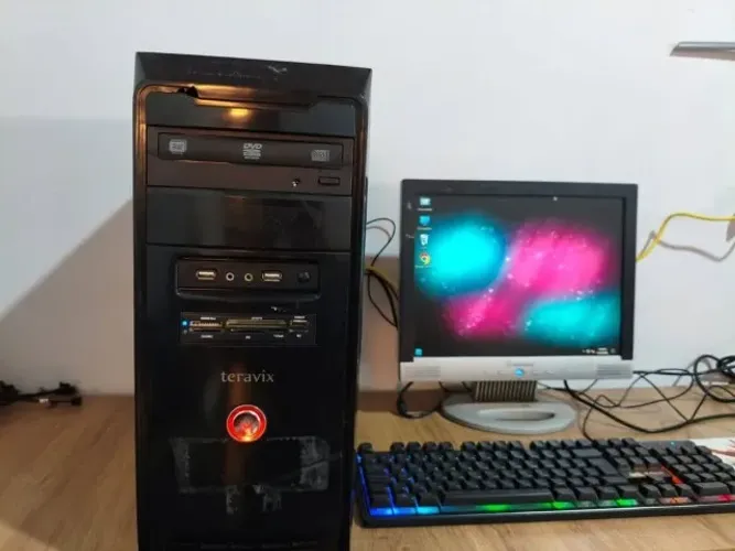 PC completo FX4300 / 4Gb / hd 300 / monitor 15pol