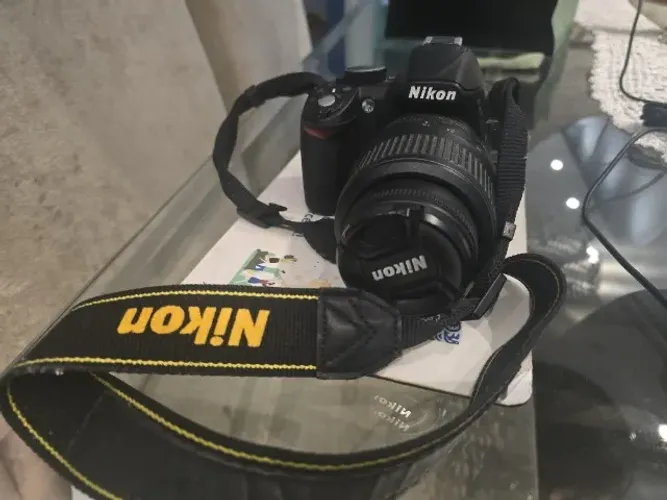 Câmera Digital Nikon D3100