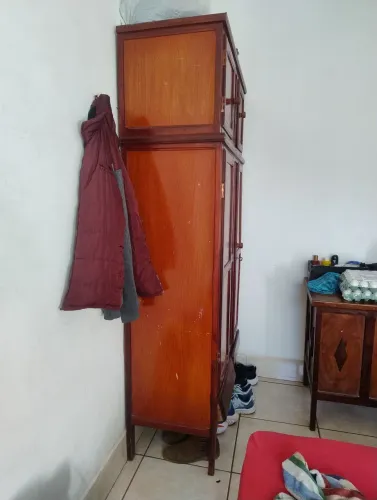 Guarda-roupa de solteiro usado