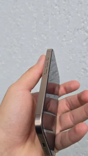 16 pro semi novo