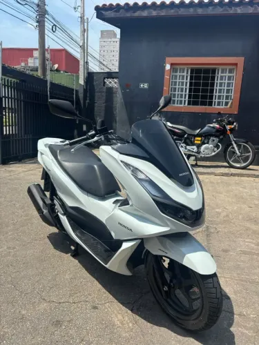 PCX 160 -2024- Freios ABS-Chave de Presença- Abaixo da tabela
