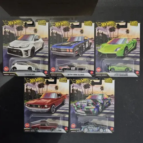 Hot Wheels Premium Boulevard - À partir de R$ 65,00