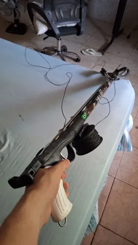 VENDO arpão de mergulho NOVO (desapego) nunca usado!
