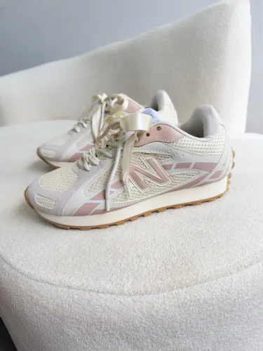 New balance 204 L