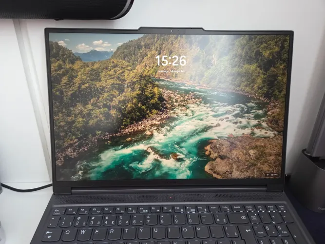 Notebook gamer lenovo legion 5i slim _ i7 13th _rtx4060 8gb/ 16gb ssd 512gb impecável.