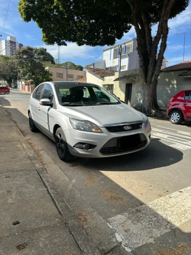 Ford Focus 2.0 16v/ 2.0 16V Flex 5P 2013