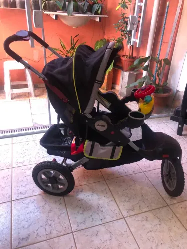 Carrinho de Bebê Liberty Limited Jeep