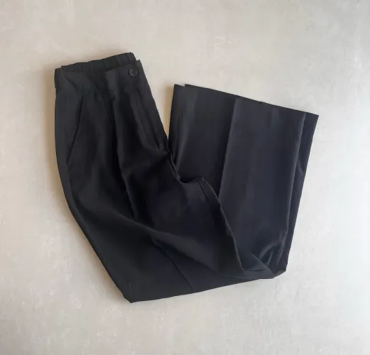 Calça pantalona preta C&A / 42
