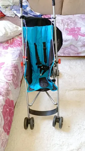 Carrinho de bebê portátil