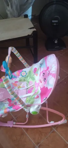 Cadeirinha infantil de balanço