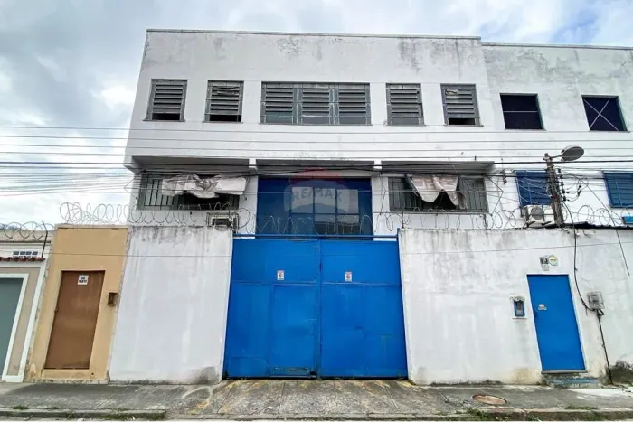 Galpão Comercial para Locação, com 411m² , no bairro de Higienópolis por R$ 7.000,00