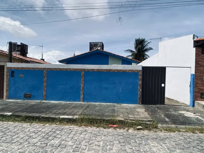 Vendo casa em Emaús