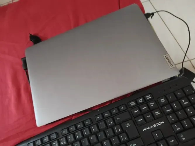 Vendo notebook Lenovo