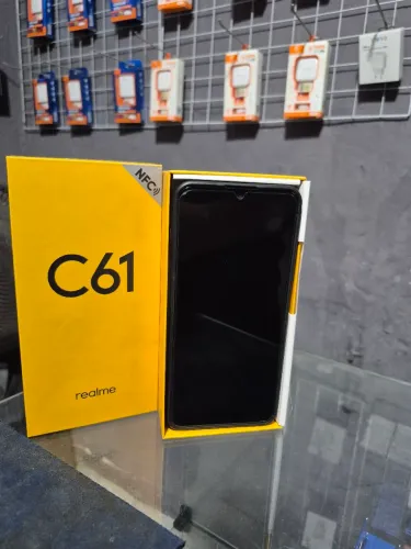 VENDO REALME C61 COM 256GB E 8GB RAM