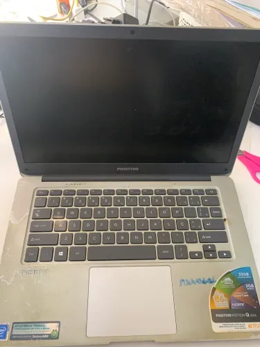 Notebook positivo Motion tela 14? Q232A 