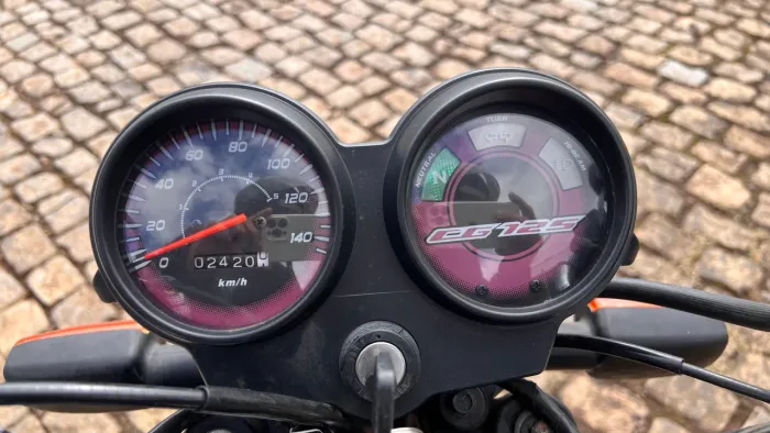 ? VENDO HONDA CG FAN ES 125 2012 ?