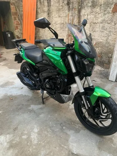 Bajaj dominar 400
