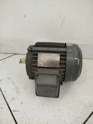 Motor elétrico 1cv 4polos (1750rpm) 220/380v trifásico 