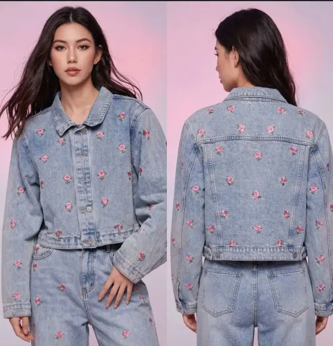 Jaqueta Jeans Feminina Com Bordado De Flores Rosa Tamanho M
