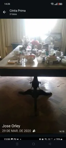 Mesa raríssima antiga com tampo em granito sem as cadeiras 