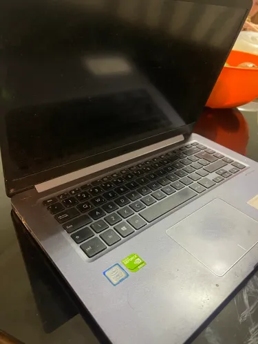 ASUS VIVO BOOK