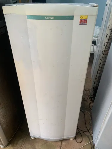 Geladeira cônsul gelando 350$