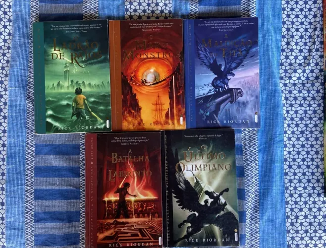 Coleção Completa Percy Jackson e os Olimpianos (5 livros) - Capa Clássica