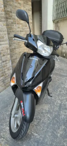 MOTO LEAD PRETA