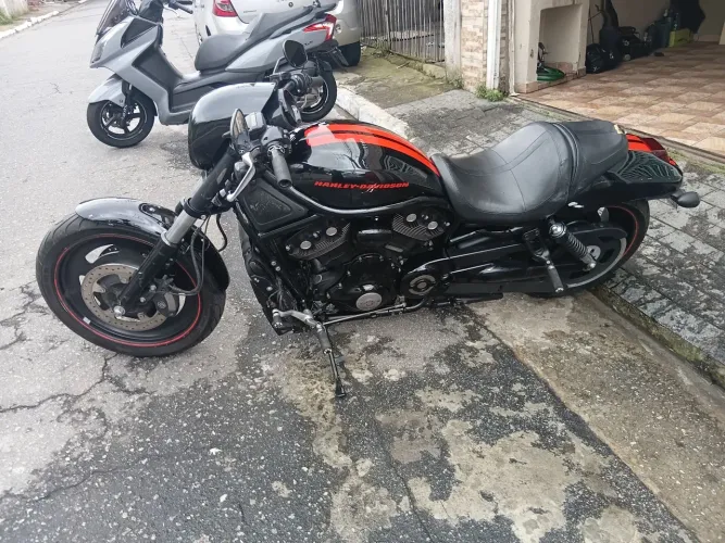 Harley vroud
