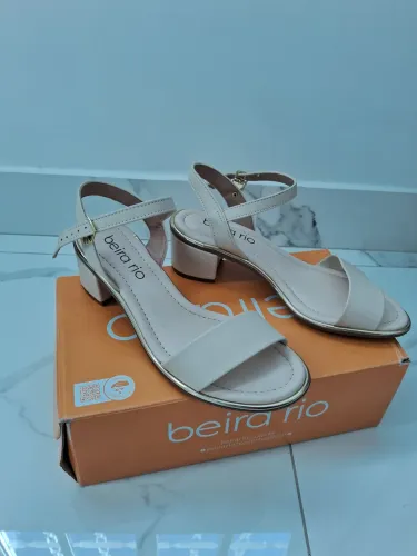 Sandalia beira rio 36