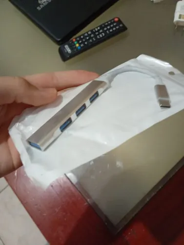 Hub tipo-c quatro entradas