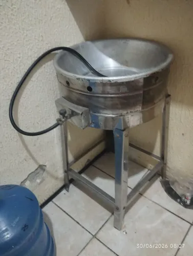 Vendo talheiro de pastel