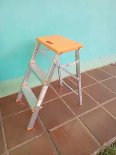 Escada banqueta