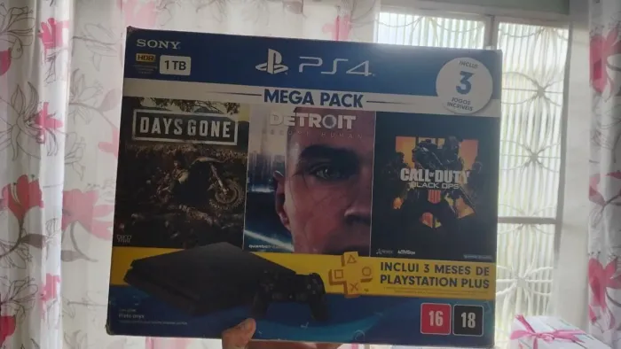 PS4 DESBLOQUEADO + VR PLAYSTATION + JOGOS E CONTROLES