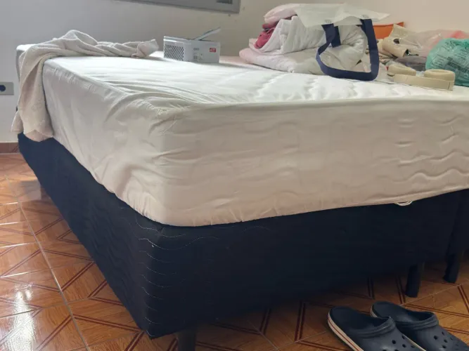 Base de madeira para cama queen