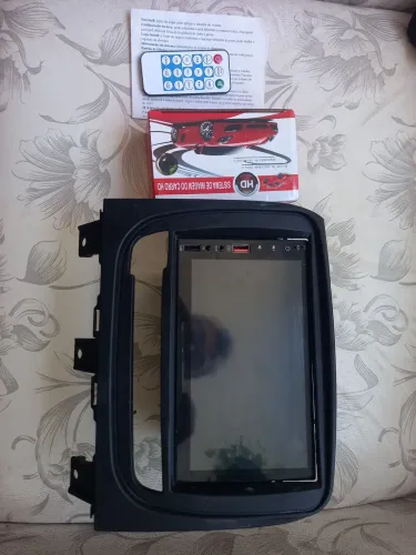 MULTIMIDIA COM CÂMERA DE RÉ