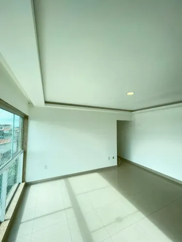 s- Rua do Super Bom onde era o EXtra - 2 qts 1 suite , com elevador , nasce