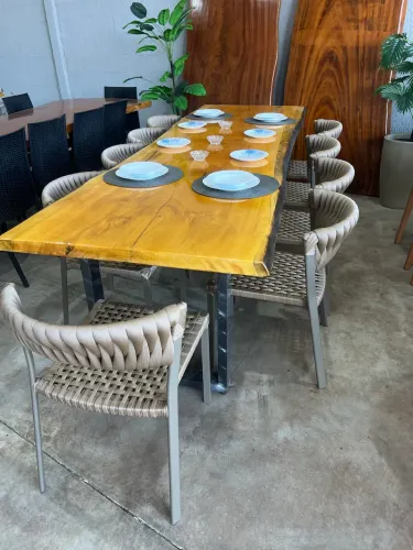 Mesa de madeira 