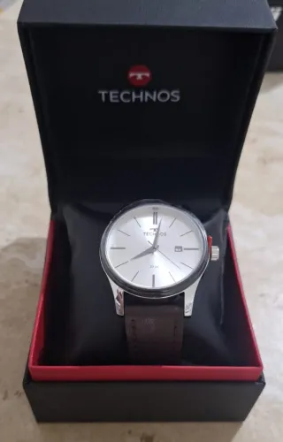 Relogios com 50% de desconto!