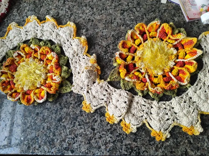 Caminhos de mesa girassol