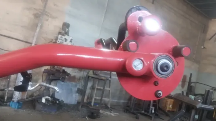 Multi press horizontal reto
