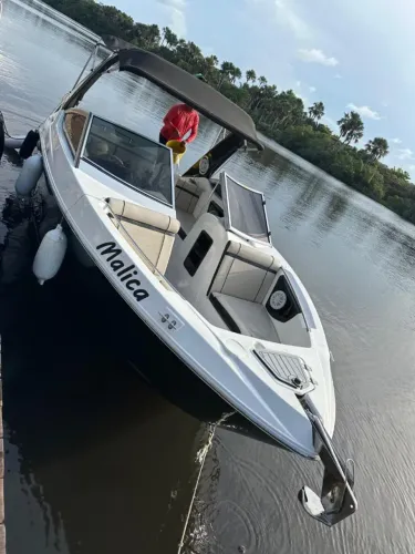 Lancha Focker 242 GTO - Entrega para todo o Brasil