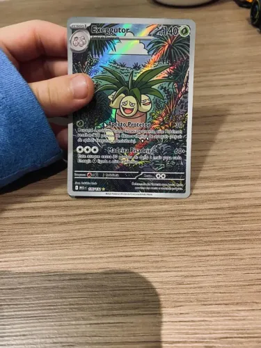 CARTA POKÉMON Exeggutor (135/132)FOIL