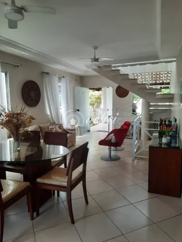 Casa Mobiliada para Locação 4/4 sendo 3 Suítes
