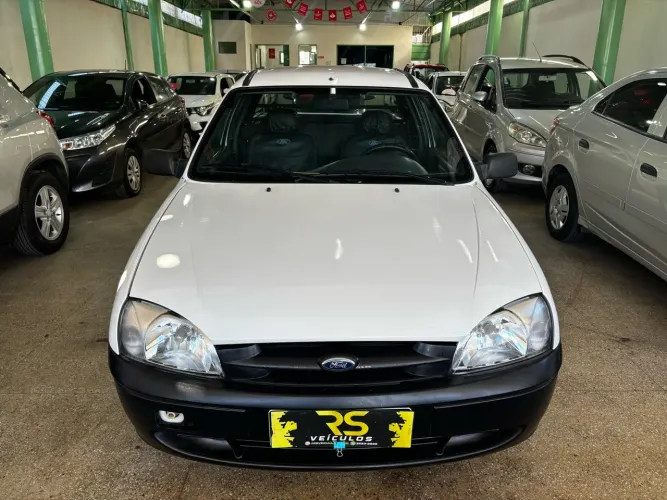 Ford Courier 1.6 L/ 1.6 Flex 2011