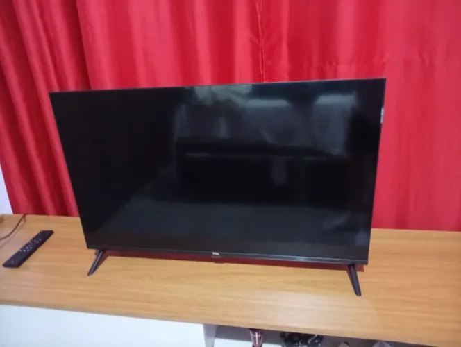 Android Tv TCL 32 polegadas QLED ótima resolução , Impecável