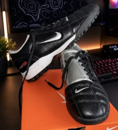Chuteira Nike Total 90!!